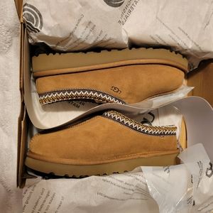 Ugg Tasman Chestnut Slipper Size 7 NWT